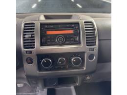 NISSAN - FRONTIER - 2014/2014 - Branca - R$ 87.900,00