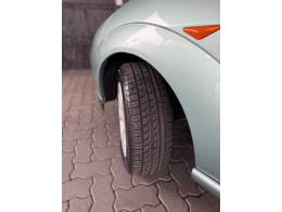 FORD - FOCUS - 2001/2001 - Verde - R$ 27.900,00