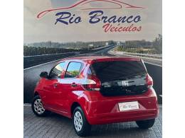 FIAT - MOBI - 2016/2017 - Vermelha - R$ 37.900,00