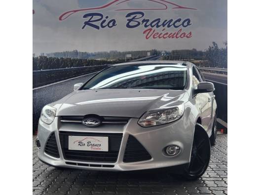 FORD - FOCUS - 2015/2015 - Prata - R$ 51.900,00