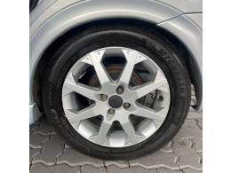 CHEVROLET - ASTRA - 2003/2004 - Prata - R$ 29.900,00