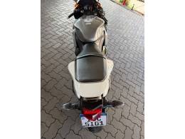 HONDA - CBR 600RR - 2011/2011 - Cinza - R$ 49.900,00