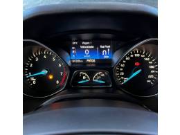 FORD - FOCUS - 2016/2016 - Branca - R$ 69.900,00