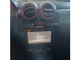 RENAULT - SANDERO - 2013/2014 - Prata - R$ 39.900,00