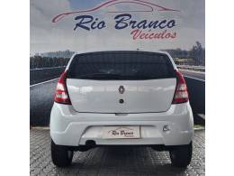 RENAULT - SANDERO - 2012/2013 - Branca - R$ 33.900,00