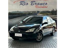 FORD - FOCUS - 2006/2007 - Preta - R$ 23.900,00