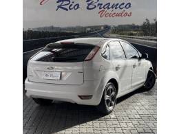 FORD - FOCUS - 2012/2012 - Branca - R$ 42.900,00