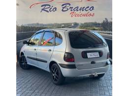 RENAULT - SCÉNIC - 2000/2001 - Prata - R$ 16.900,00