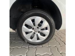 VOLKSWAGEN - VOYAGE - 2014/2015 - Branca - R$ 41.900,00
