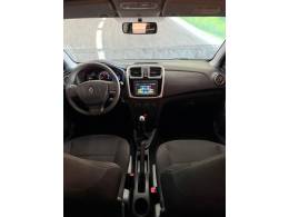 RENAULT - SANDERO - 2020/2020 - Branca - R$ 46.900,00