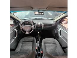 RENAULT - SANDERO - 2012/2013 - Branca - R$ 33.900,00