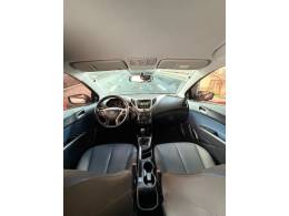 HYUNDAI - HB20S - 2013/2014 - Cinza - R$ 51.900,00