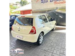 RENAULT - CLIO - 2014/2014 - Branca - R$ 27.900,00