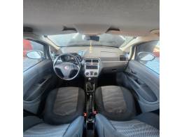 FIAT - PUNTO - 2010/2010 - Branca - R$ 36.900,00