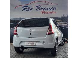 RENAULT - SANDERO - 2012/2013 - Branca - R$ 33.900,00