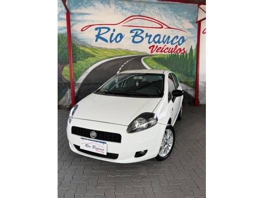 FIAT - PUNTO - 2011/2012 - Branca - R$ 38.900,00