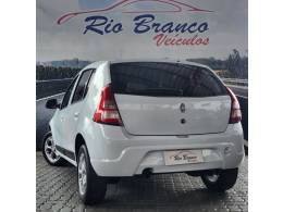 RENAULT - SANDERO - 2011/2012 - Branca - R$ 33.900,00