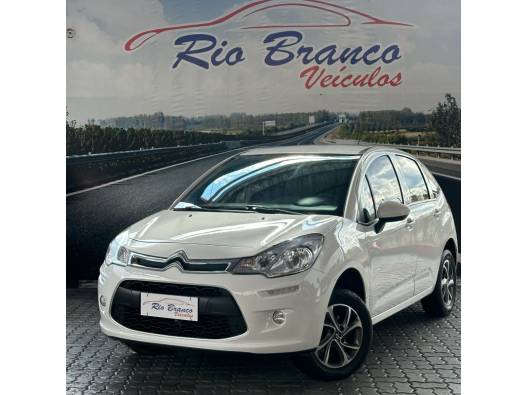 CITROËN - C3 - 2017/2018 - Branca - R$ 45.000,00