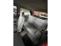 VOLKSWAGEN - GOL - 1997/1998 - Vermelha - R$ 15.900,00