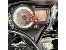 SUZUKI - GSXR - 2011/2012 - Branca - R$ 42.900,00