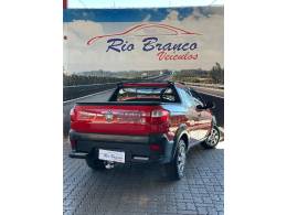 FIAT - STRADA - 2017/2018 - Vermelha - R$ 69.900,00