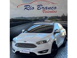FORD - FOCUS - 2016/2016 - Branca - R$ 69.900,00