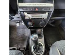 VOLKSWAGEN - CROSSFOX - 2008/2009 - Vermelha - R$ 36.900,00